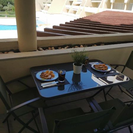 Apartamento T2 Palmeira Gale-Praia Da Gale Guia  Eksteriør billede
