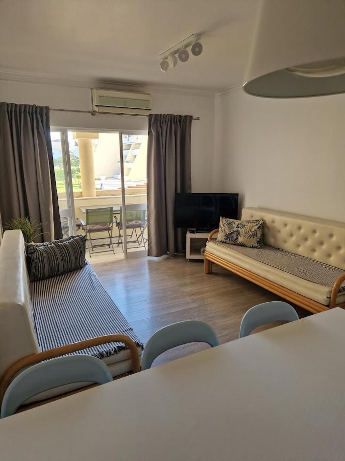 Apartamento T2 Palmeira Gale-Praia Da Gale Guia  Eksteriør billede