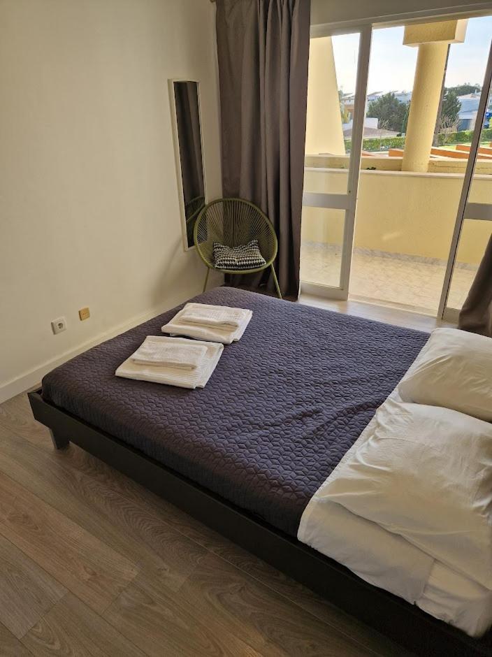 Apartamento T2 Palmeira Gale-Praia Da Gale Guia  Eksteriør billede